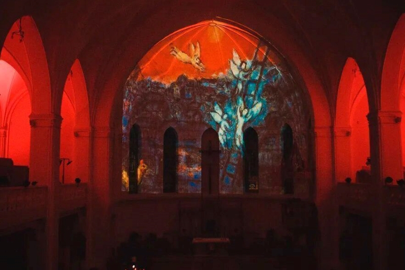 «Звучащие полотна. Марк Шагал»: Радио Romantika приглашает на симфонический гала-концерт