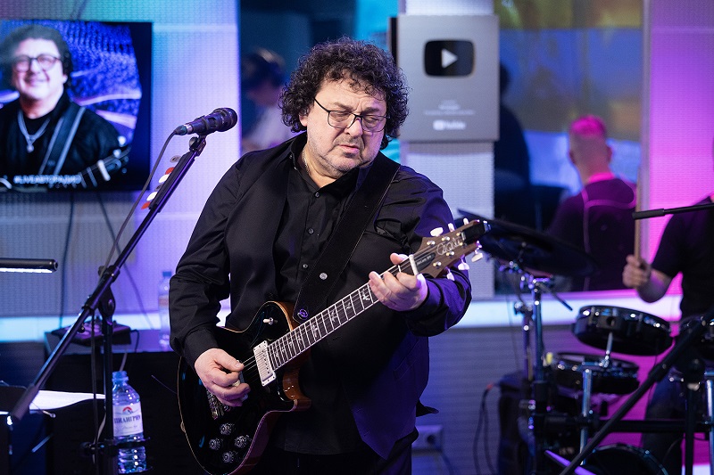 1. Без подписи